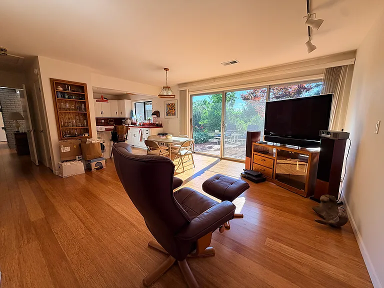 231 S Castanya Way — Photo 4