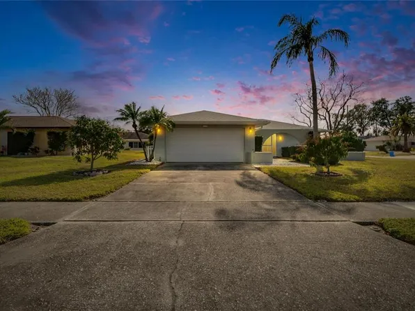 4188 104th Ave N, Clearwater, FL 33762