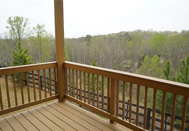 2005 Manor Pointe Dr — Photo 16