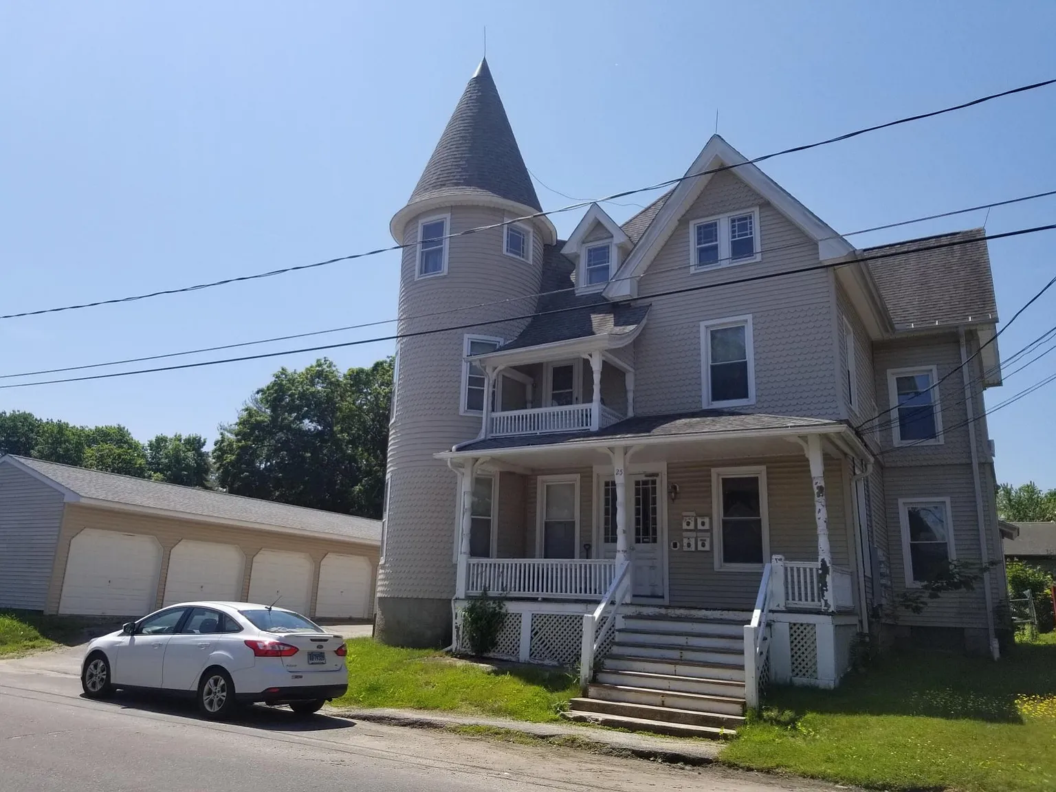 1 bed, 1000 sqft, $1,400 — Photo 1