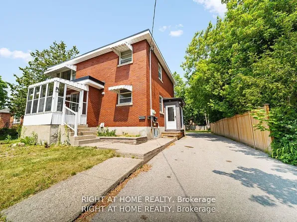 21 Thomson St #Basement, Barrie, ON L4N 1X4