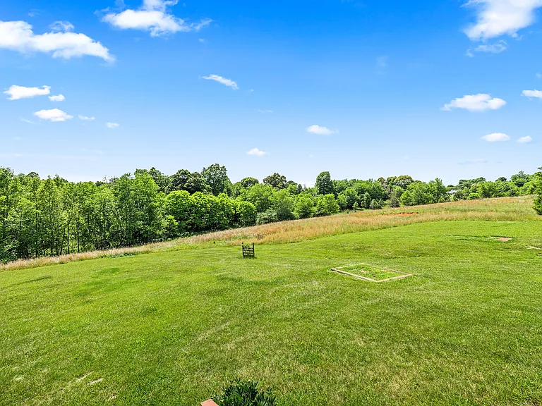 295 Tanglewood Dr — Photo 23