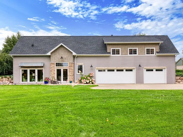 W7551 Gene Ct, Greenville, WI 54942