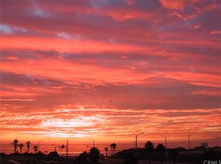 19271 Surfview Dr, Huntington Beach, CA 92648