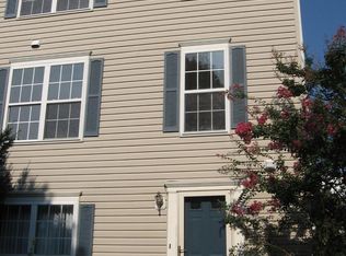 18901 Lark Song Ter, Germantown, MD 20874
