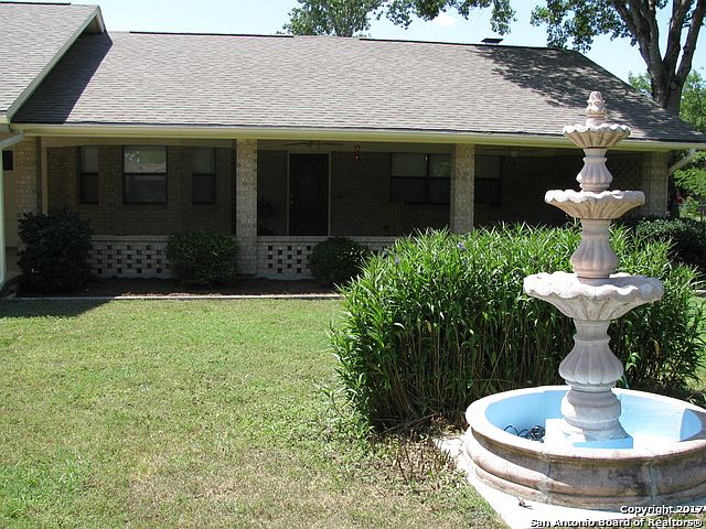 1st image of 444 Ogden Ln