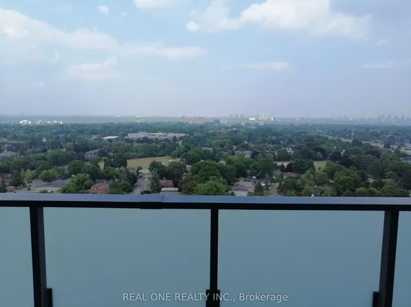 8 Olympic Garden Dr, Toronto, ON