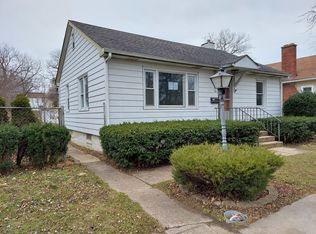2802 Gabriel Ave, Zion, IL 60099