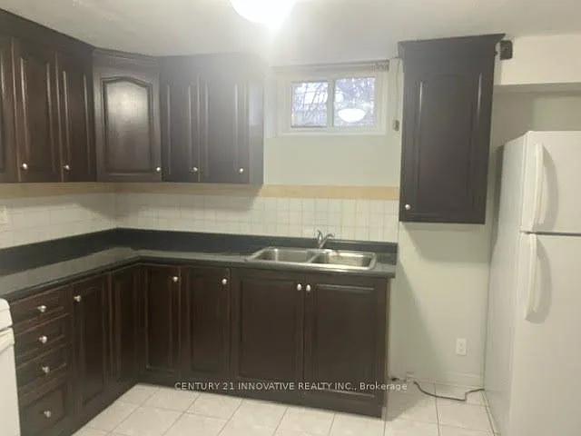 233 Brimorton Dr — Photo 10