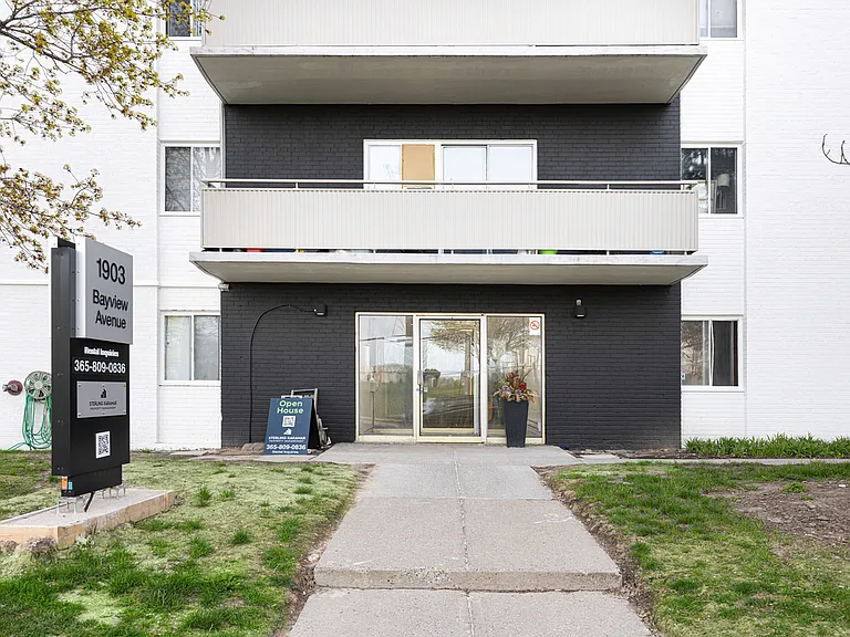 1903 Bayview Ave — Photo 23