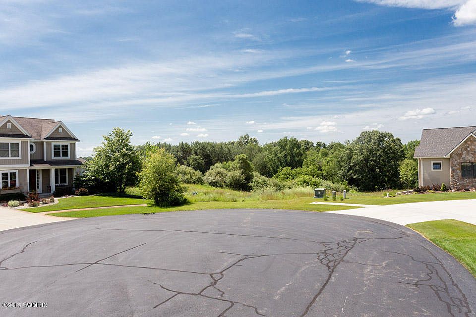 1st image of 5810 Olde Meadow Ct NE