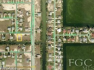2nd image of 702 SE 1st Ter