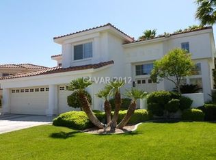 8233 Paseo Vista Dr, Las Vegas, NV 89128