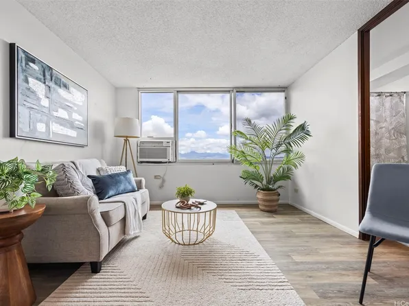 98-288 Kaonohi St APT 2808, Aiea, HI 96701