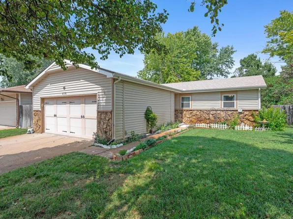 416 W Campus Ave, Wichita, KS 67217