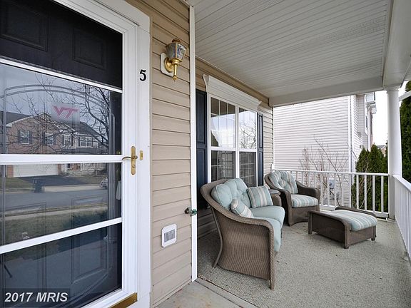 2nd image of 5 Maggie Ct