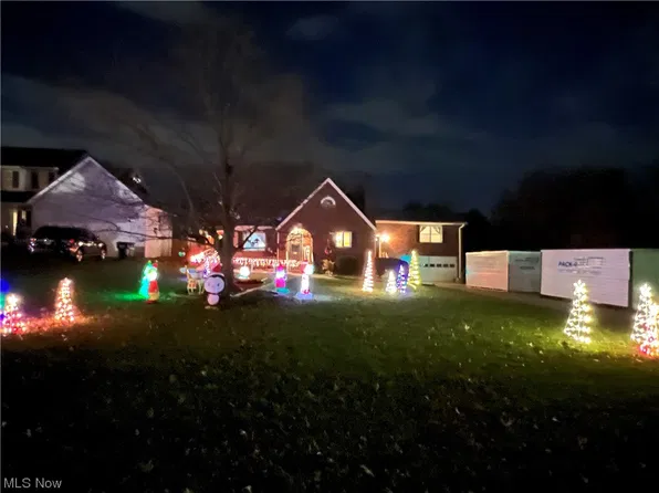 380 Portsmouth St, Barberton, OH 44203