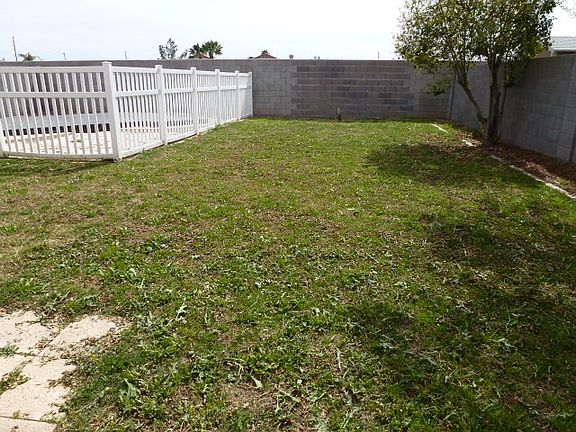 4th image of 3941 E Campbell Ave
