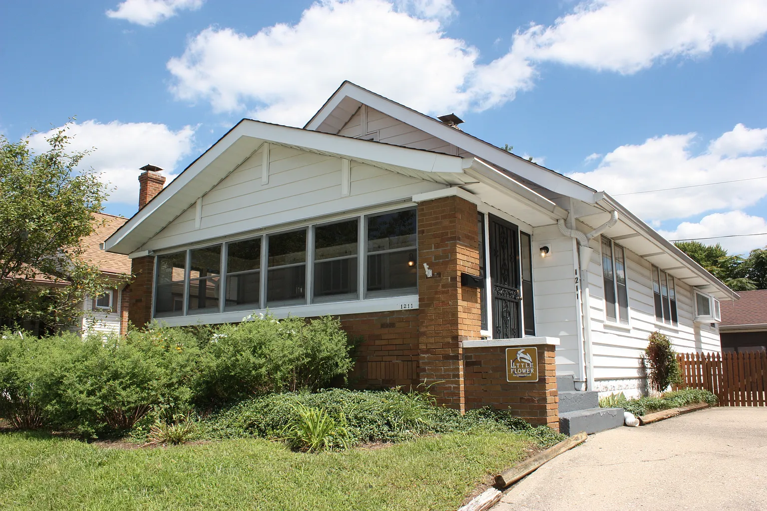 1211 Shannon Ave photo 1