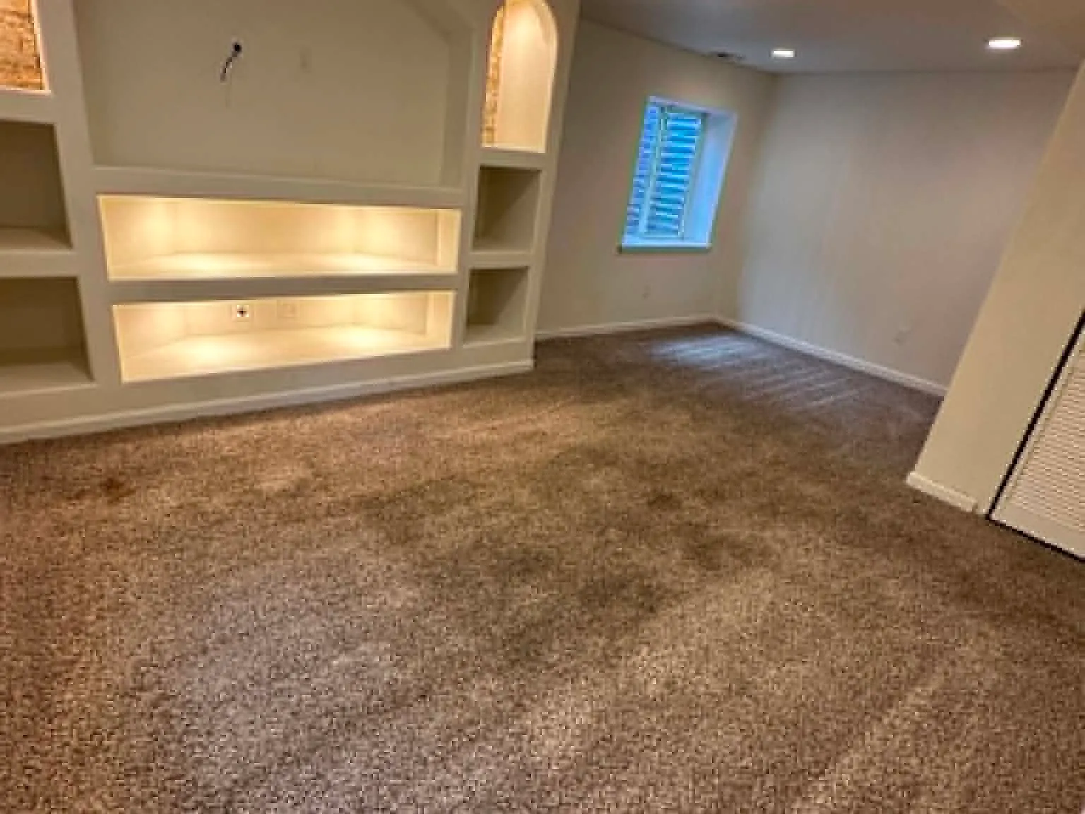 3 bed, 1584 sqft, $2,300 — Photo 4