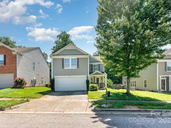 1432 Matthew Allen Cir, Kannapolis, NC 28081