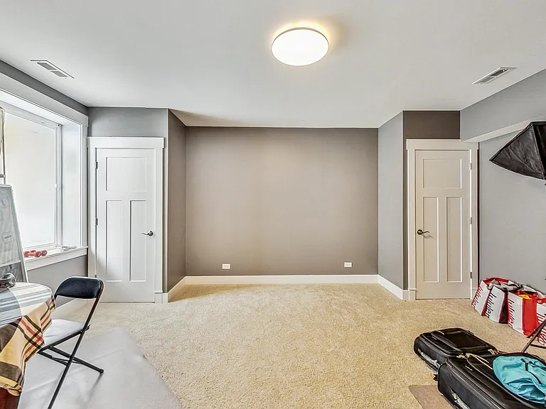 8101 Floral Ave — Photo 36