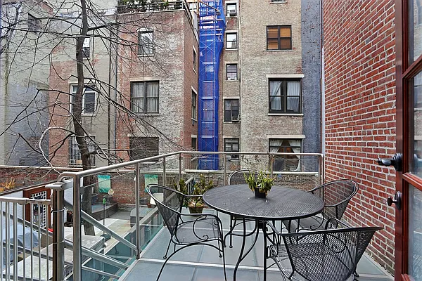 Rented by Corcoran | media 15