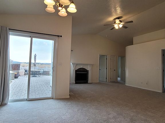 4th image of 8765 W Wall Dr