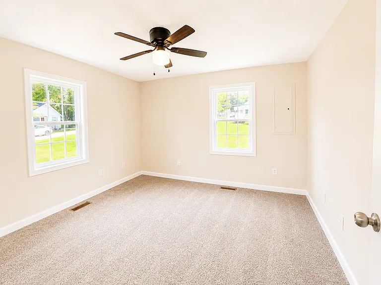 13 Hollywood Cir #A — Photo 11