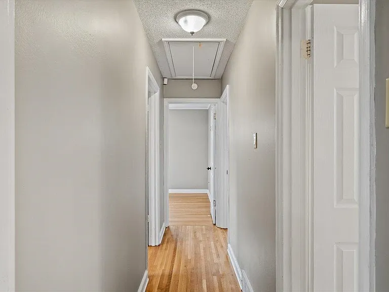 1073 Ivy Rd — Photo 21