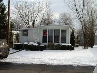 2nd image of 10602 Valette Cir N