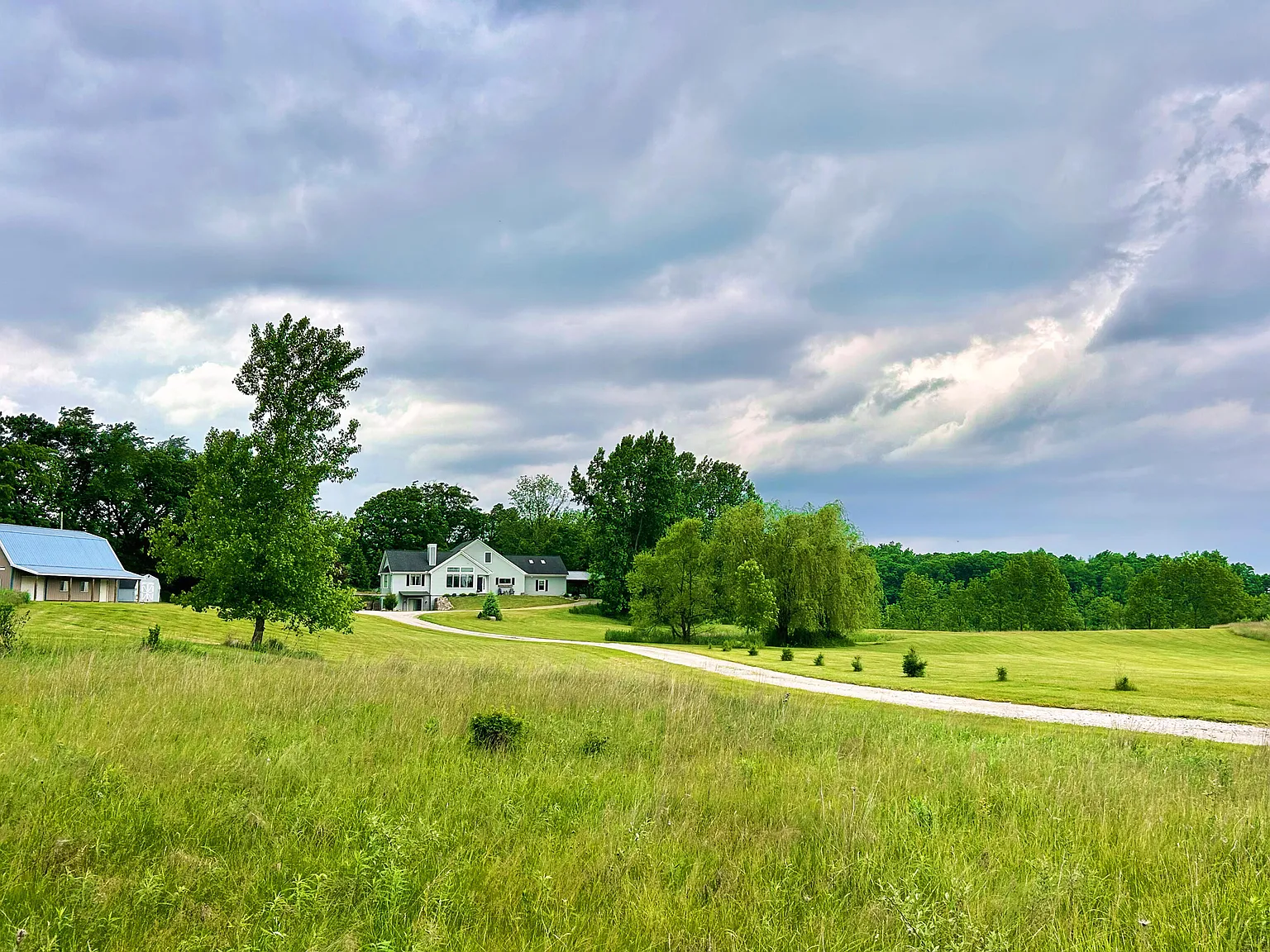 19538 Grass Lake Rd photo 1