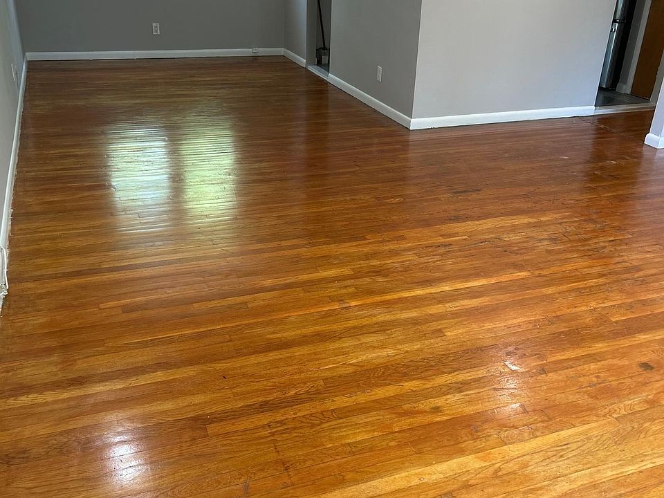 1st image of 135 Midland Ave #2