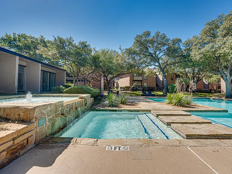 Southern Oaks — Photo 29