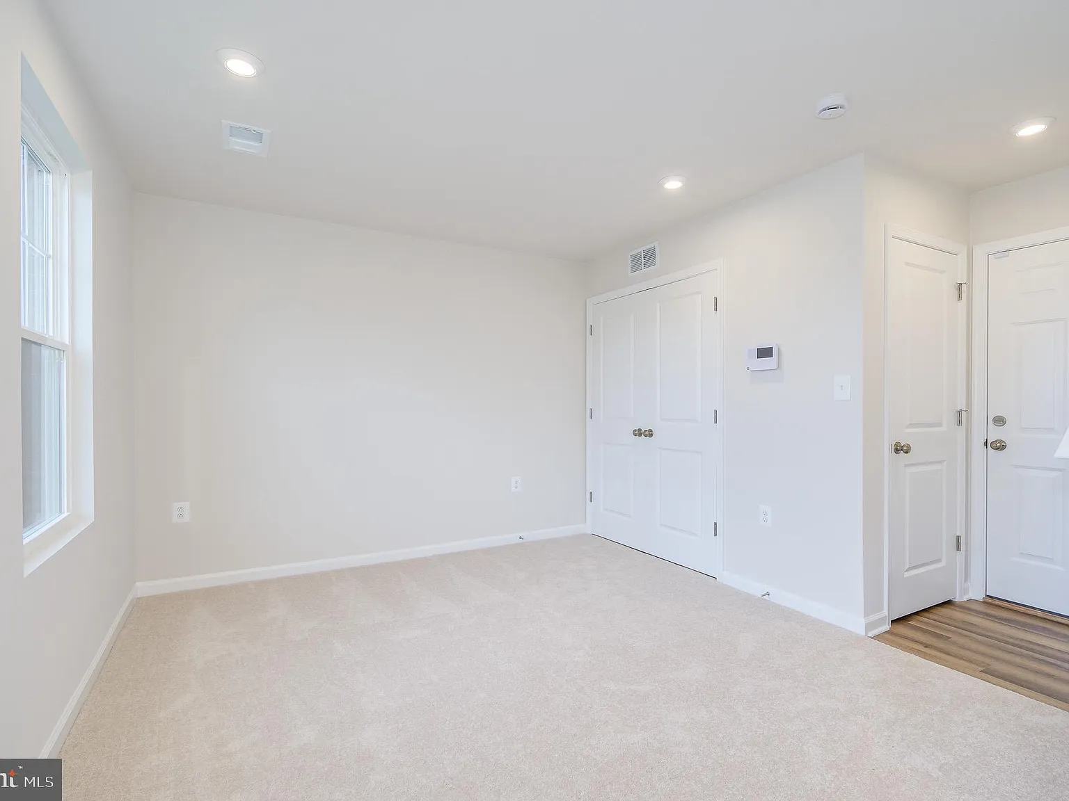 2 bed, 2.5 bath, 1386 sqft, $1,795 — Photo 4
