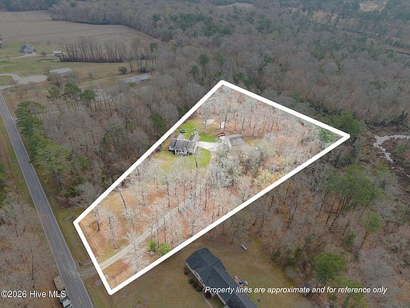 4th image of 755 Breezy Shore Road