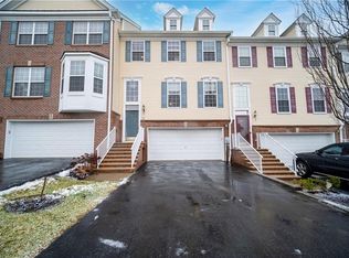 204 Balsam Dr, New Windsor, NY 12553