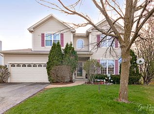 740 Southwind Dr, Lake Villa, IL 60046