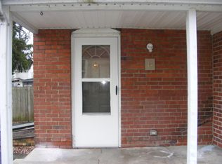 8 Elm St #8, Bessemer, PA 16112