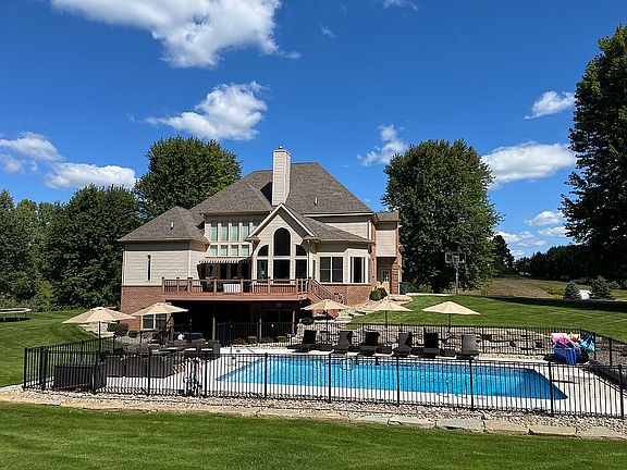 2nd image of 5142 Turo Dr