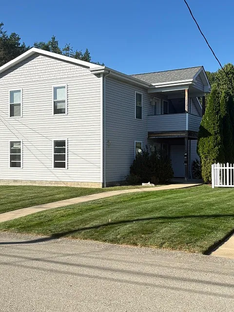 2 bed, 1000 sqft, $1,200 — Photo 1