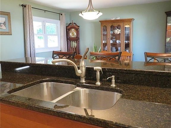 2nd image of 10644 Marylane Dr
