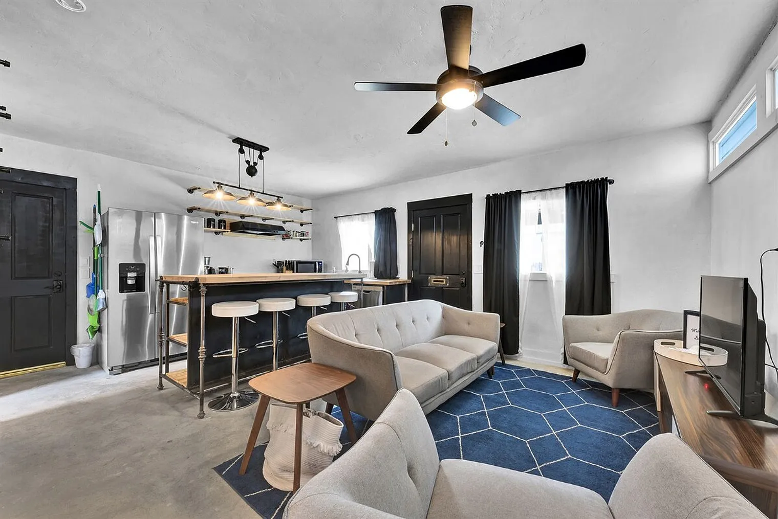 Studio, 1.0 bath, 495 sqft, $3,514 — Photo 1