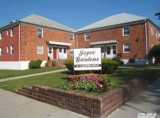 6910 140th St APT 3A, Kew Garden Hl, NY 11367