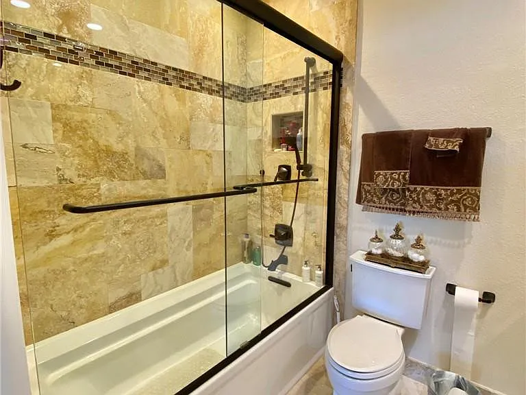 4230 N Ocean Dr — Photo 22