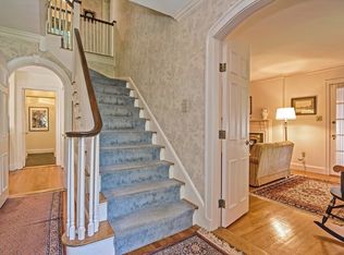 136 Eliot St, Brookline, MA 02467