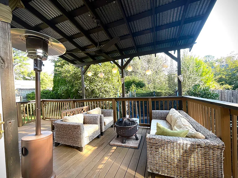 Covered back deck