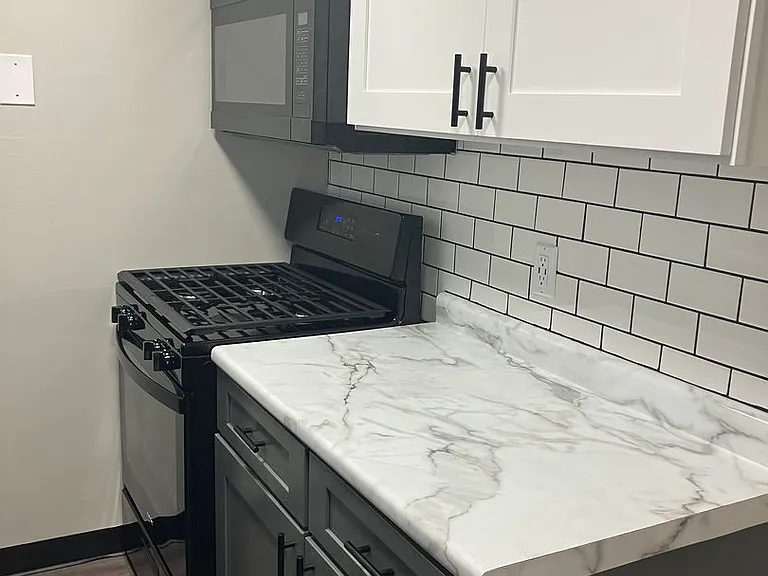 Coventry Court Townhomes — Photo 69