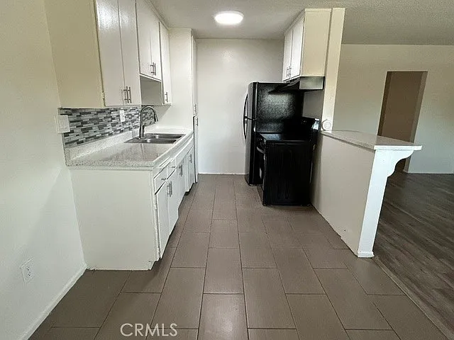 685 E Vista Chino #1 — Photo 25