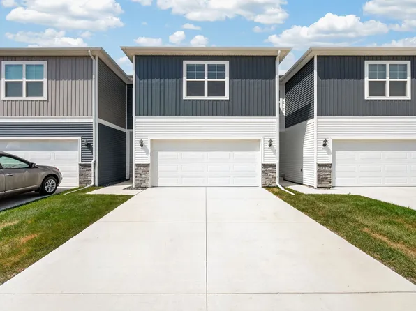 14215 Bentwood Dr, Urbandale, IA 50323